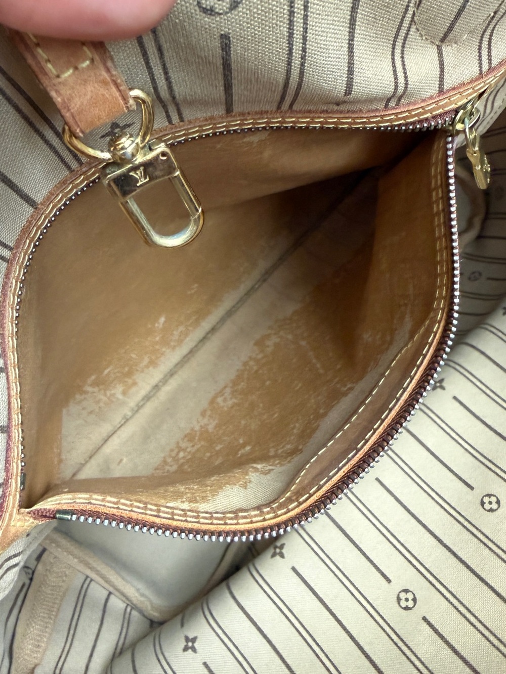 Authentic Louis Vuitton Neverfull MM Monogram Canvas - Picture 14 of 16